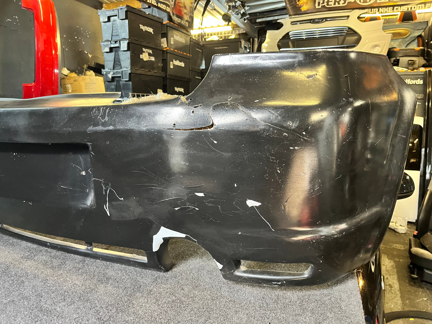 Mk4 VW Golf R32 Style Rear Bumper (damaged)