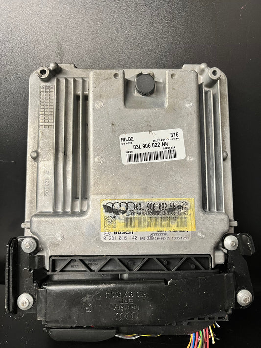 AUDI A4 B8 2.0 TDI DIESEL ENGINE CONTROL UNIT ECU 03L906022NN