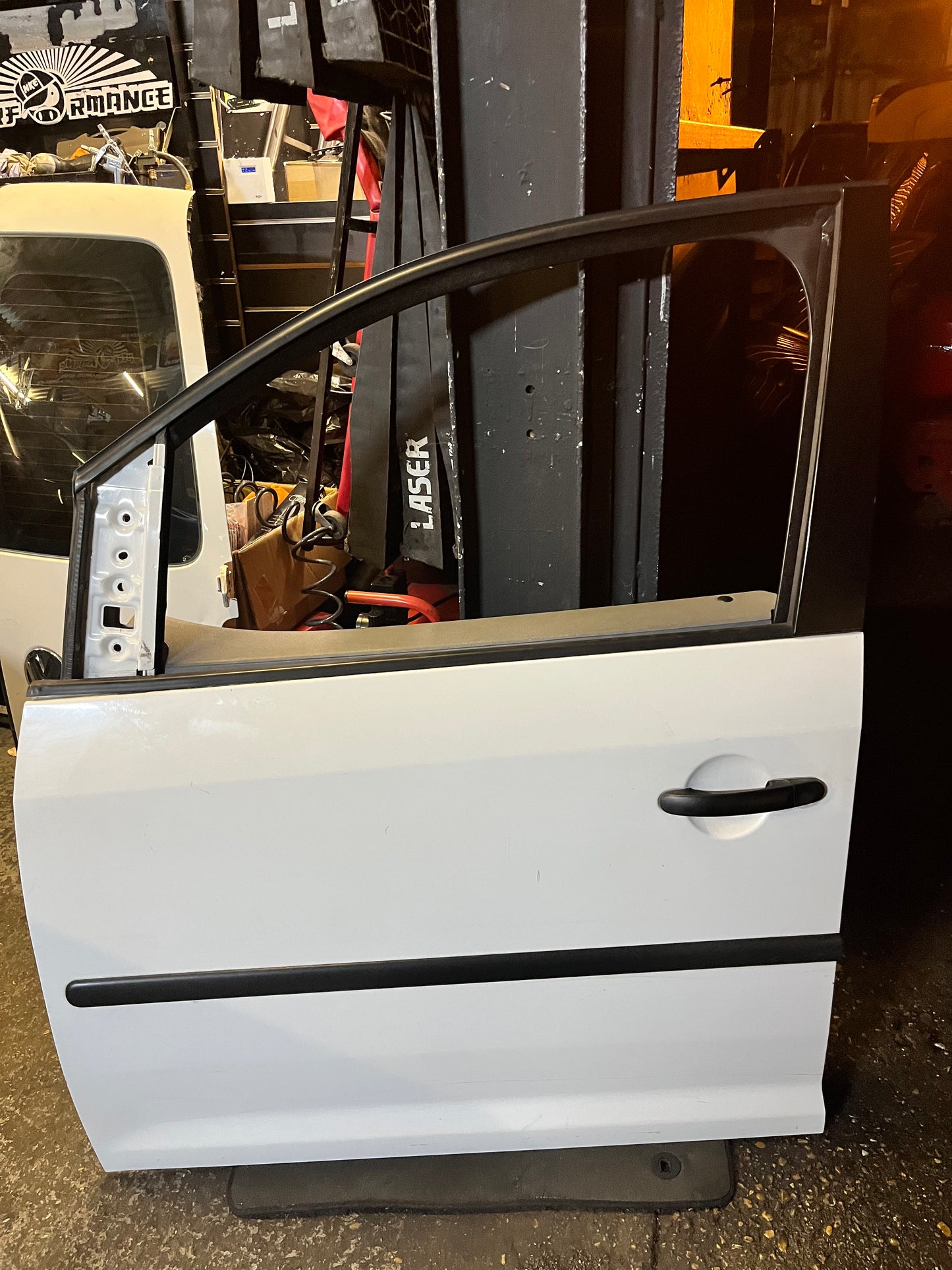 Mk3 VW Caddy Passenger Front Door