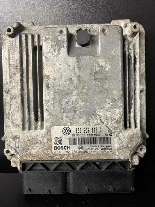 Skoda Octavia VRS 2.0 Litre Petrol Engine ECU  1Z0907115D 0261S02478