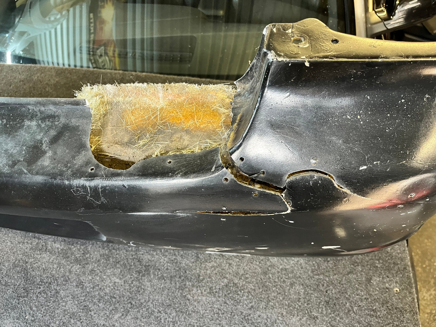 Mk4 VW Golf R32 Style Rear Bumper (damaged)