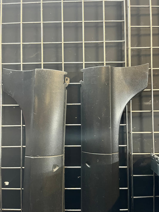 Mk5 VW Golf GTI Sideskirts