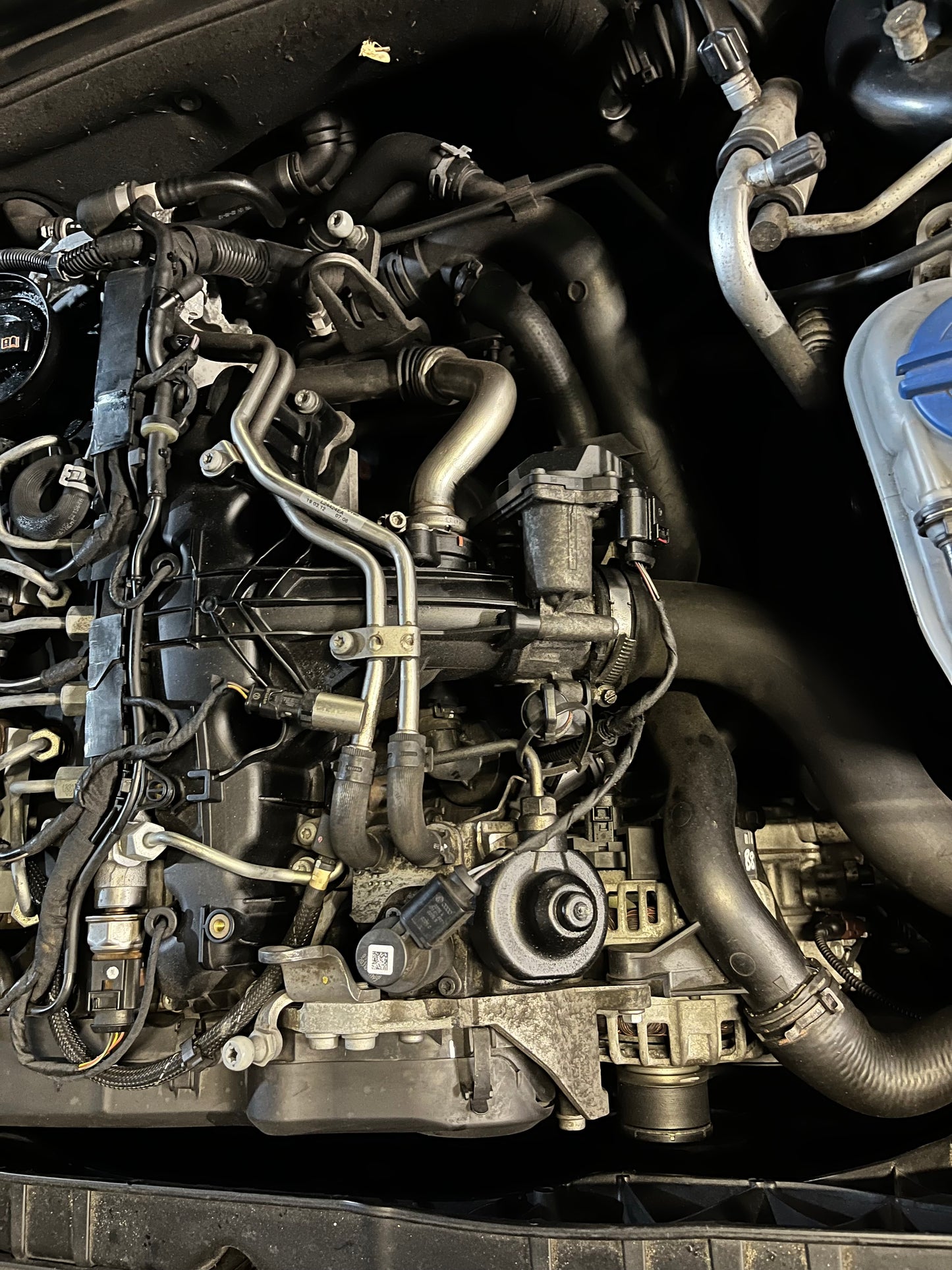 Audi A4 B8 A5 A6 C6 Q5 2.0 TDI CGL Engine Complete